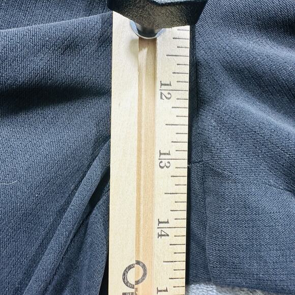 Tommy Bahama Shorts Men’s 35‎ Black Pleated Silk Preppy Business Casual Golf - Picture 6 of 8